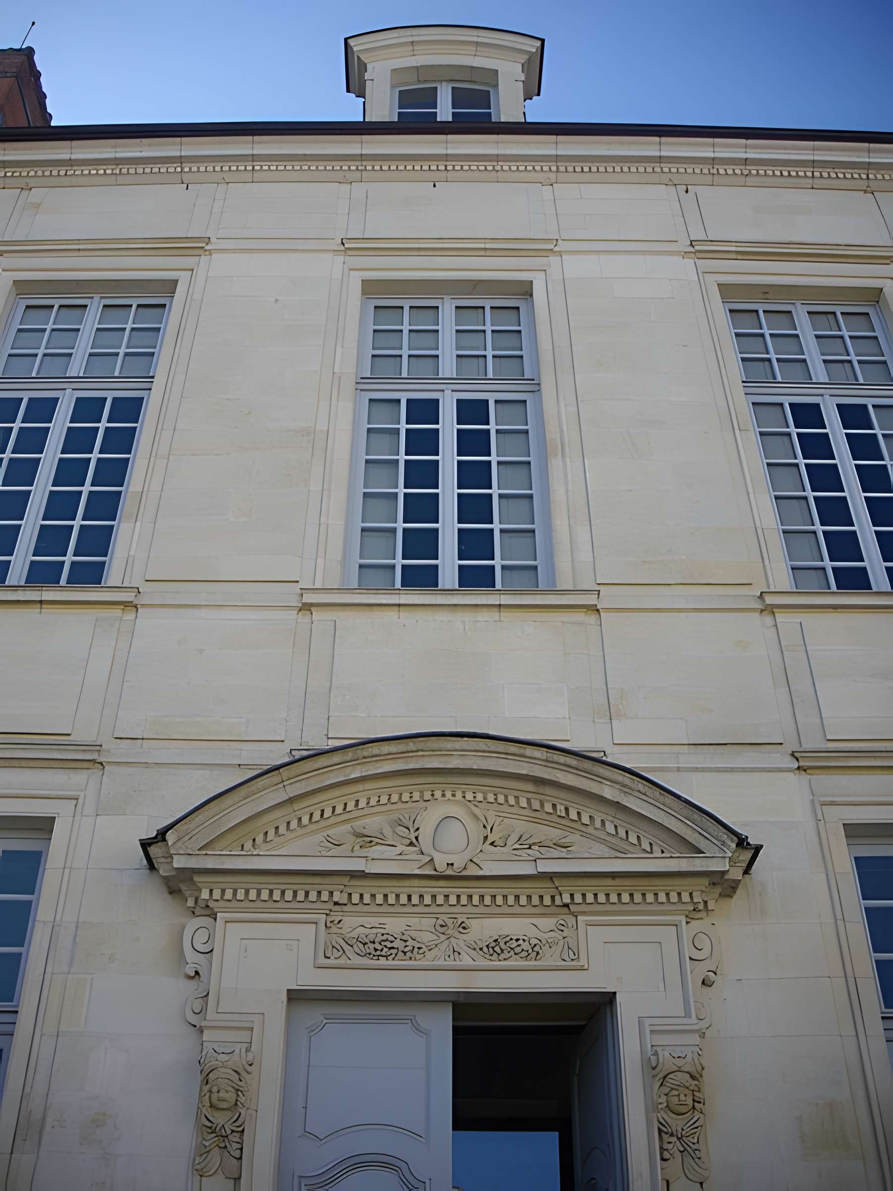 Palais épiscopal d'Orléans