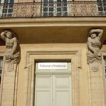 Palais épiscopal dUzès