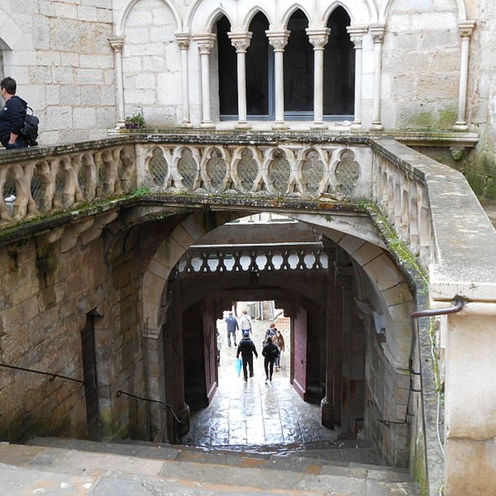Photo de Parvis et escaliers de la cité religieuse de Rocamadour