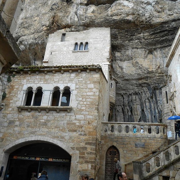 Photo de Parvis et escaliers de la cité religieuse de Rocamadour
