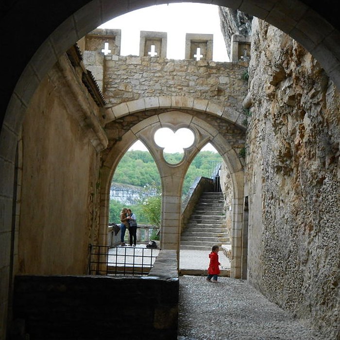 Photo de Parvis et escaliers de la cité religieuse de Rocamadour