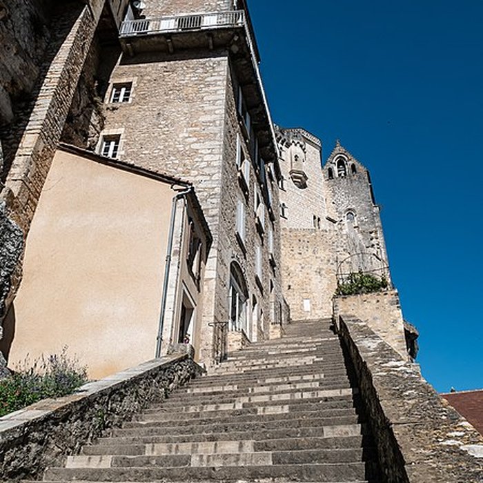Photo de Parvis et escaliers de la cité religieuse de Rocamadour