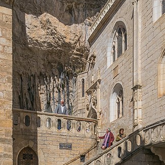 Photo de Parvis et escaliers de la cité religieuse de Rocamadour