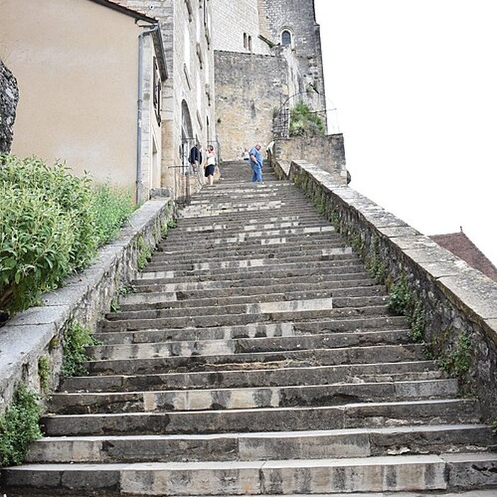 Photo de Parvis et escaliers de la cité religieuse de Rocamadour