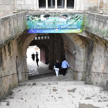 Parvis et escaliers de la cité religieuse de Rocamadour