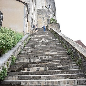Parvis et escaliers de la cité religieuse de Rocamadour