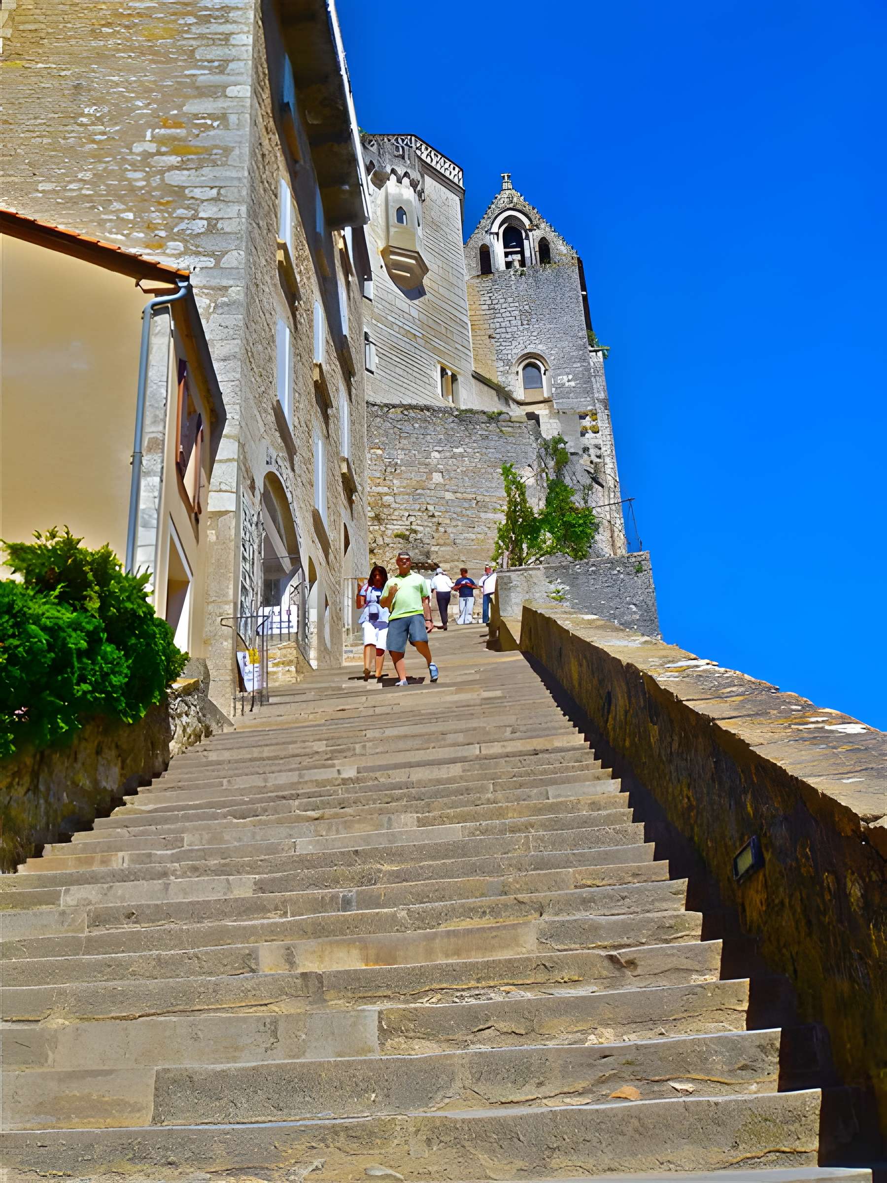 Parvis et escaliers de la cité religieuse de Rocamadour