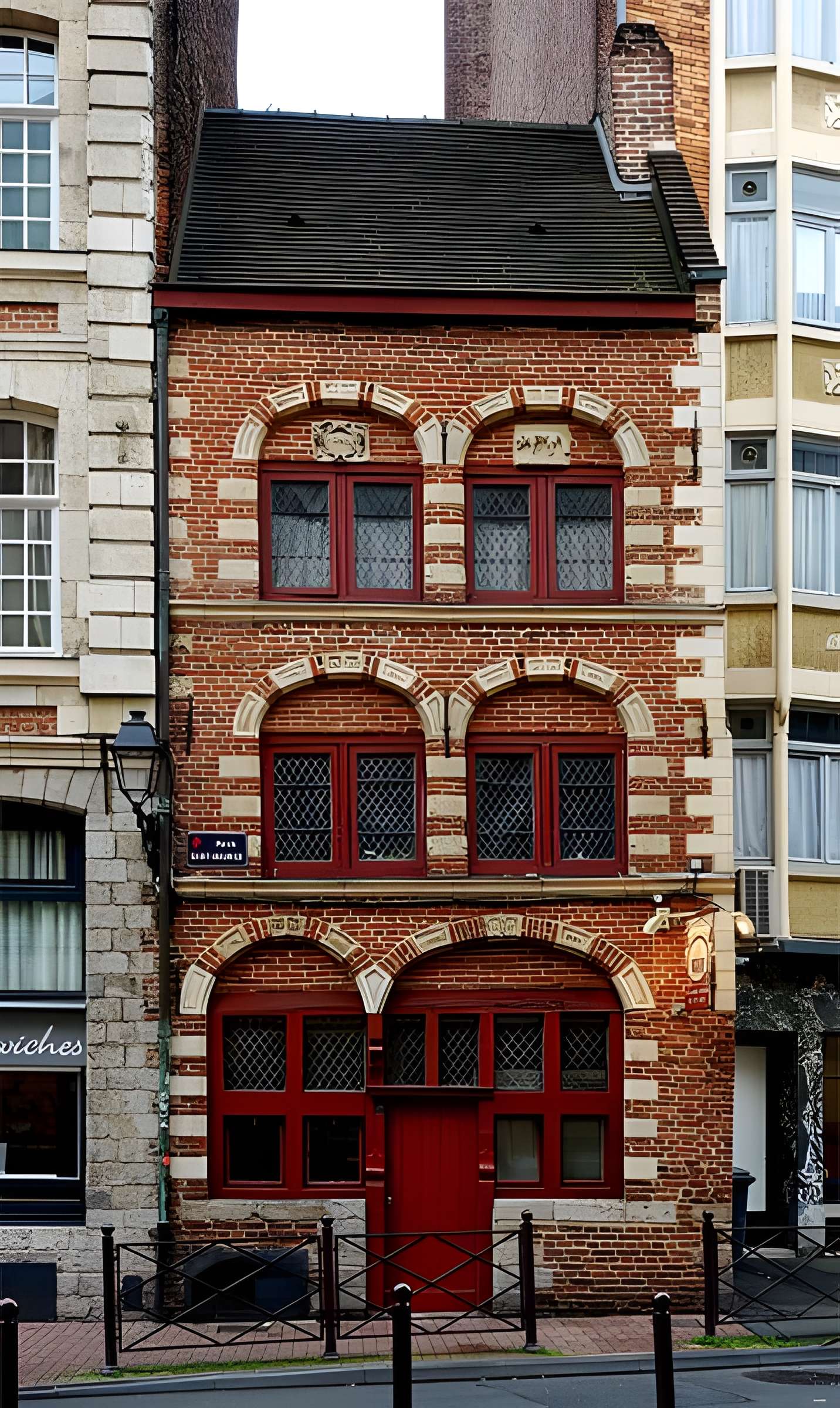 Parvis Saint-Maurice de Lille