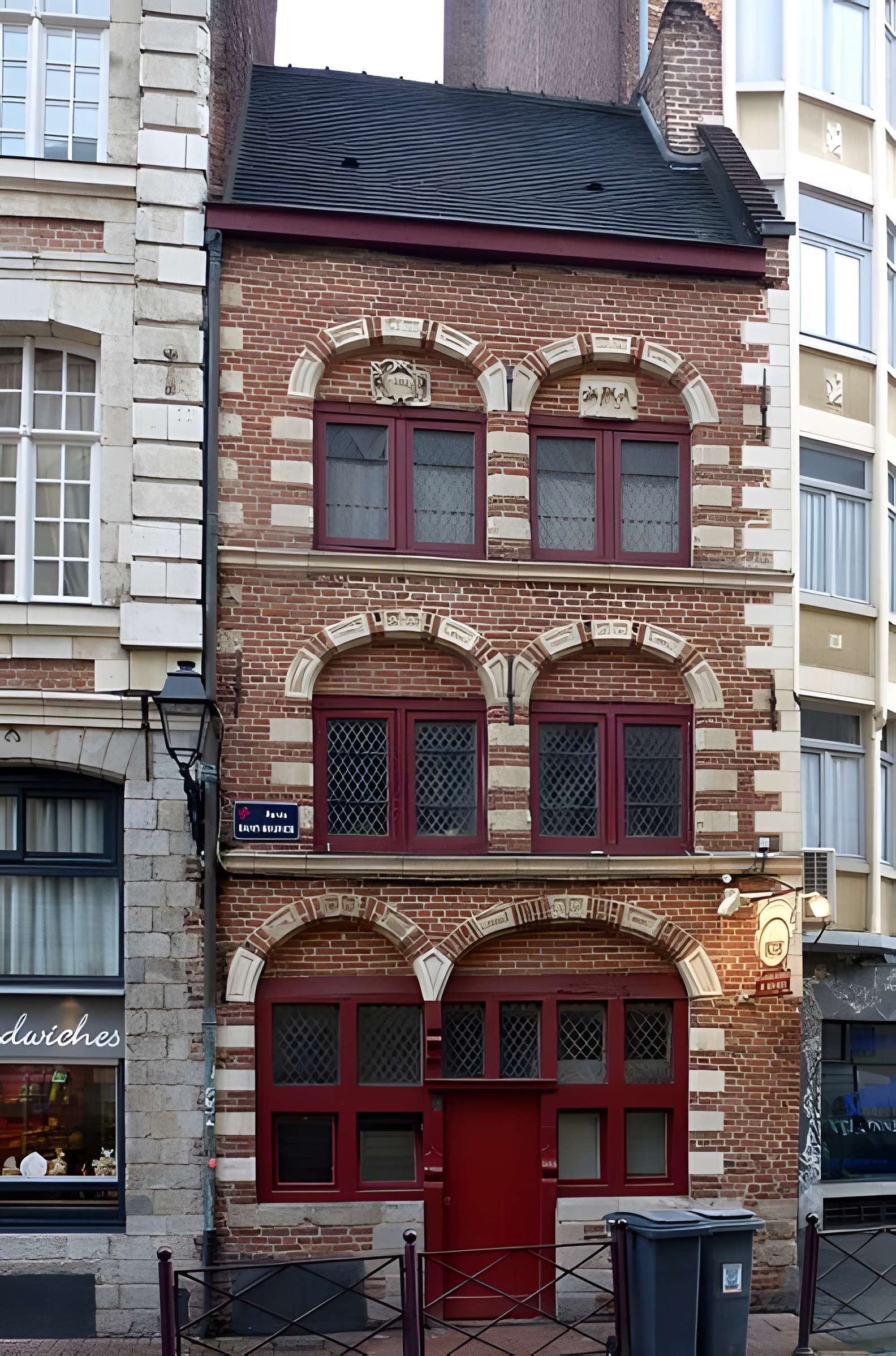 Parvis Saint-Maurice de Lille