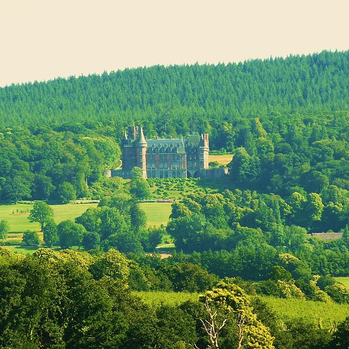 Photo de Pavillon de chasse de Moniven à Laz