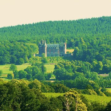 Pavillon de chasse de Moniven à Laz