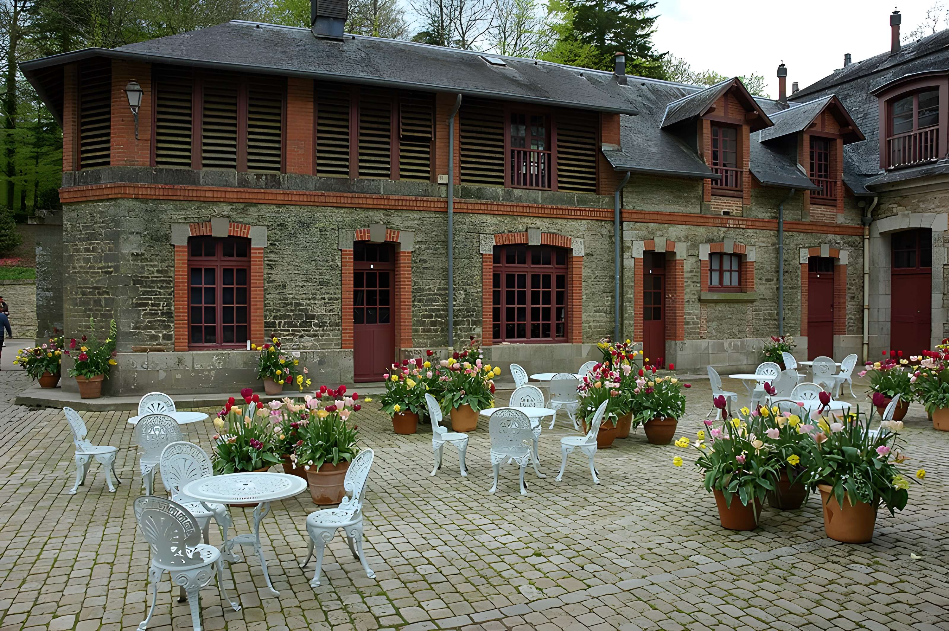 Pavillon de chasse de Moniven à Laz