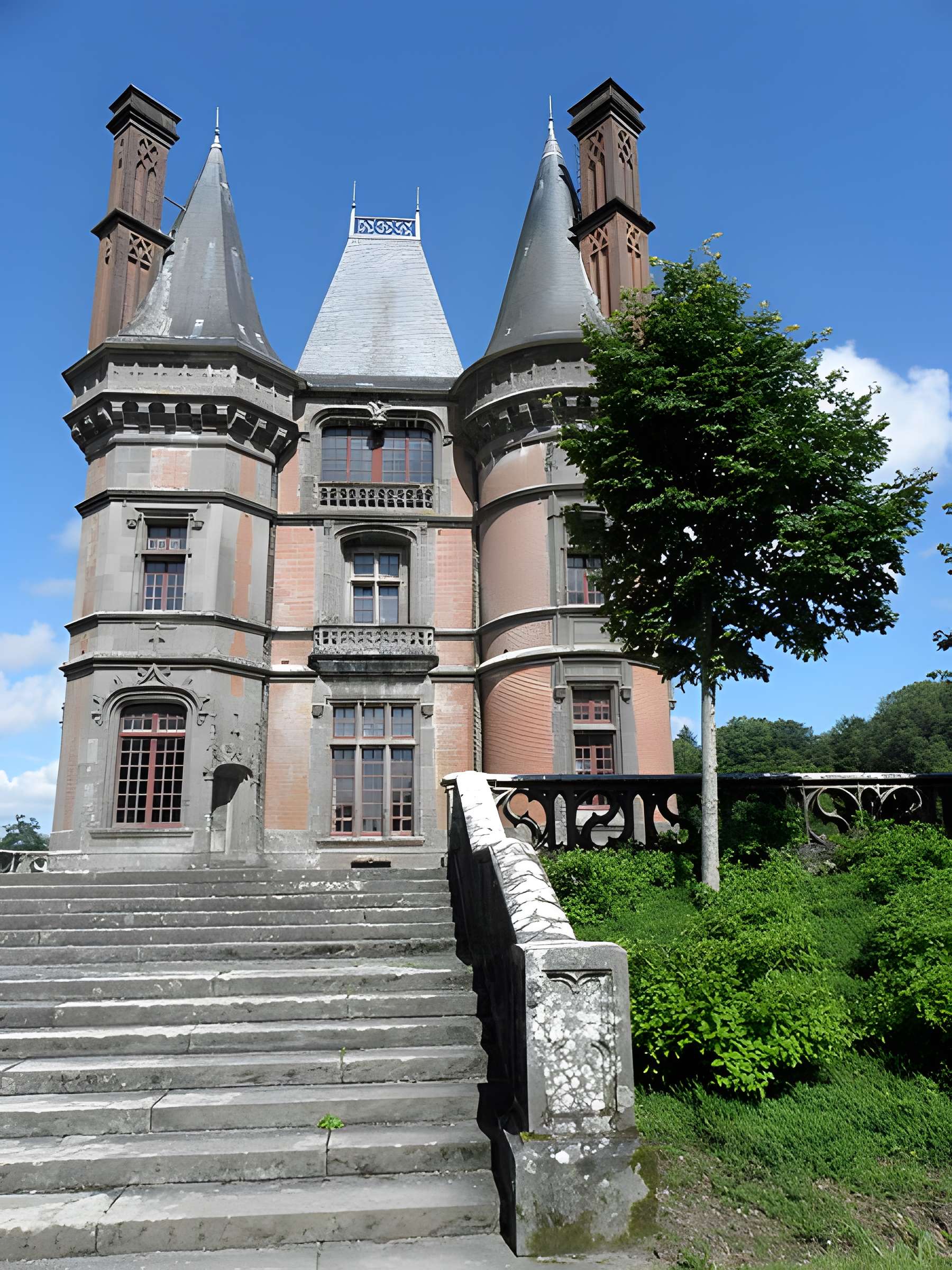 Pavillon de chasse de Moniven à Laz