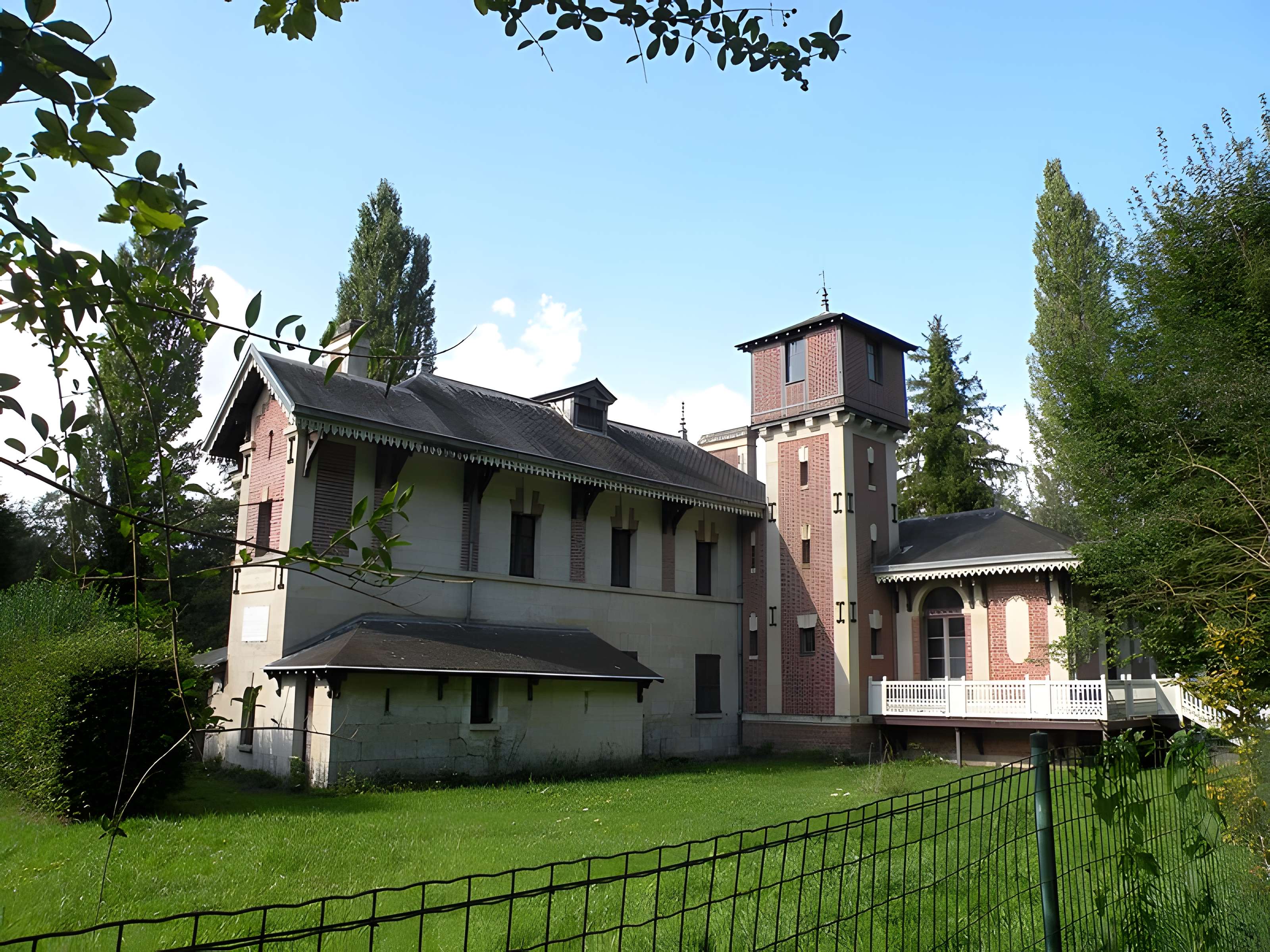 Pavillon de l'Impératrice de Vieux-Moulin