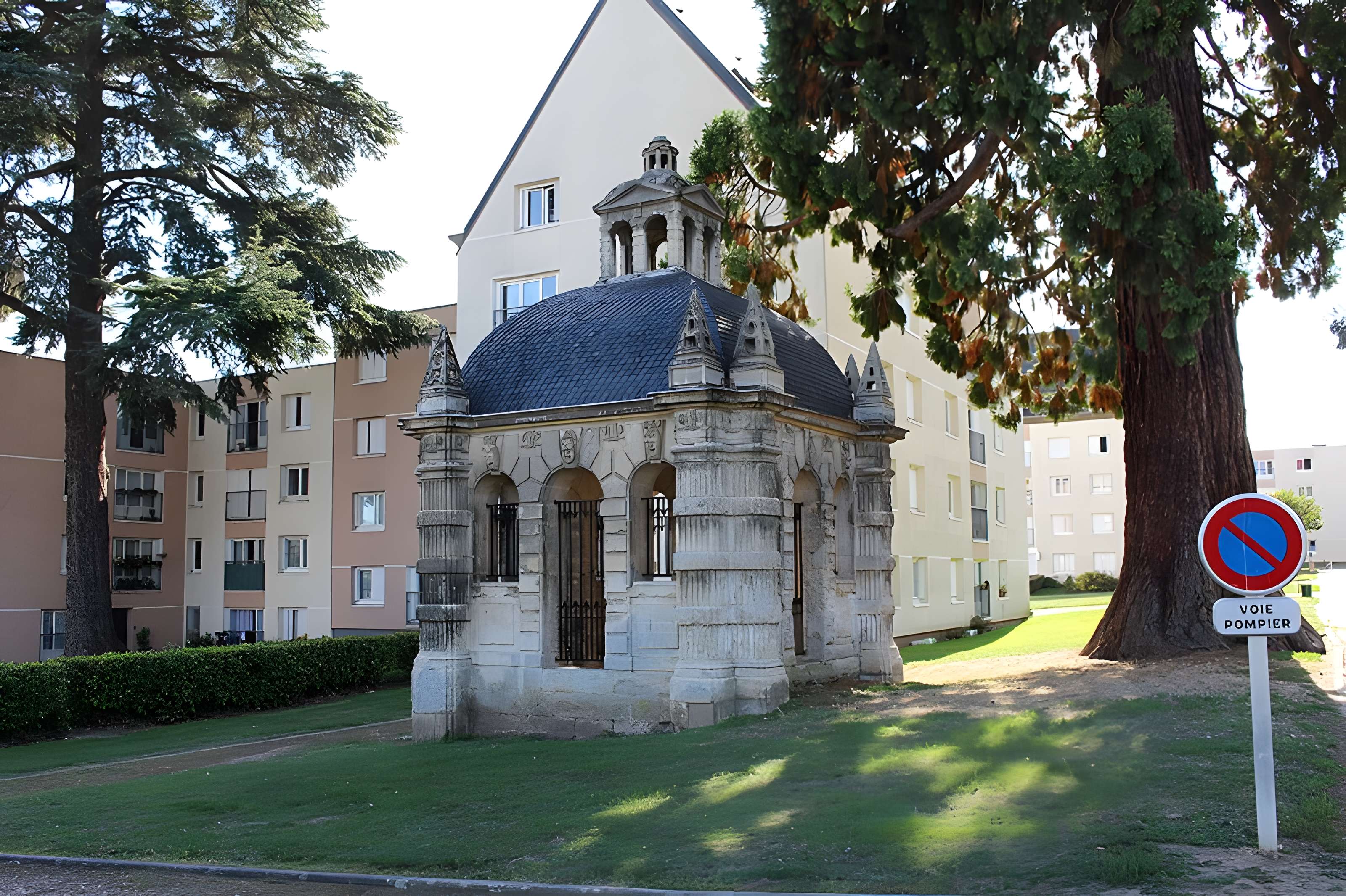 Pavillon du parc du Douai de Graville à Gisors