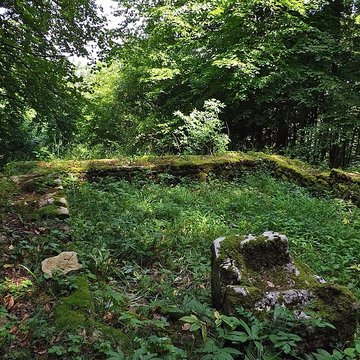 Petit temple antique de Pupillin