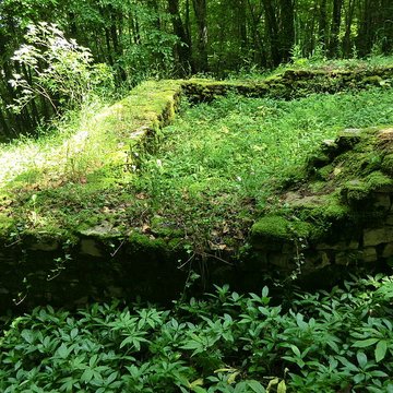 Petit temple antique de Pupillin