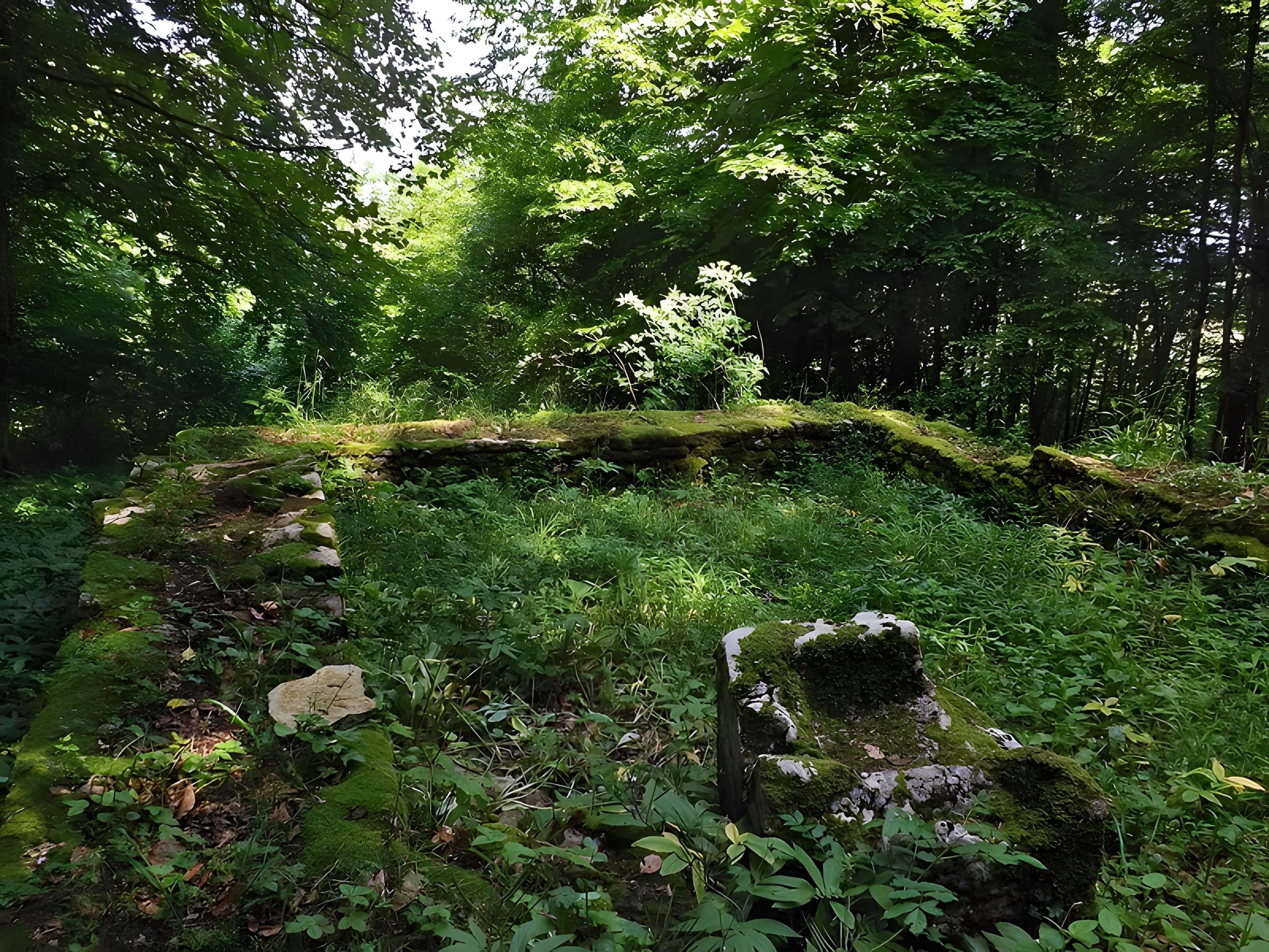 Petit temple antique de Pupillin