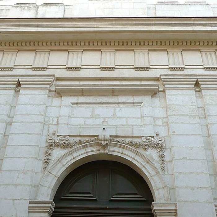 Photo de Petit temple de Nîmes