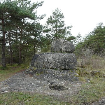 Peyre dErmale à Paussac-et-Saint-Vivien