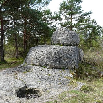 Peyre dErmale à Paussac-et-Saint-Vivien