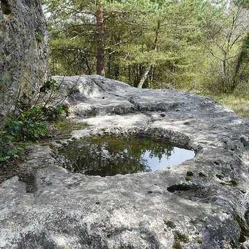 Peyre dErmale à Paussac-et-Saint-Vivien