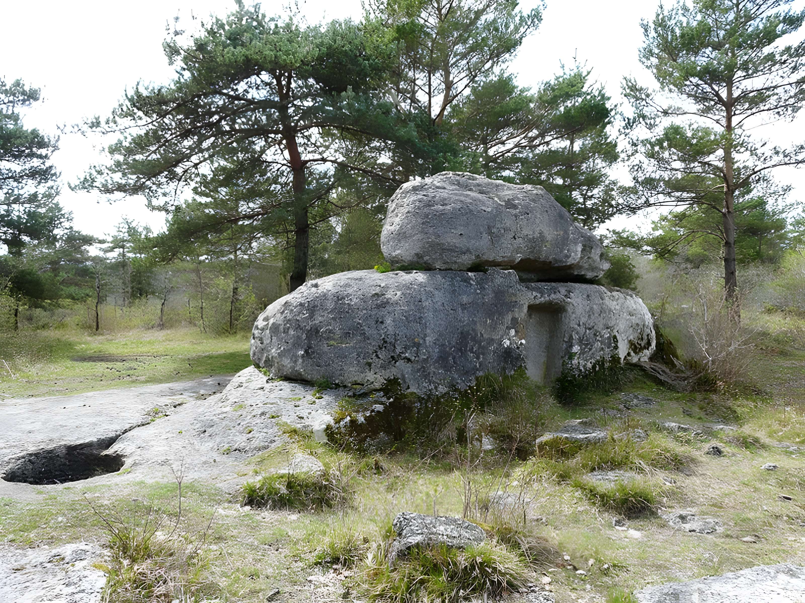 Peyre d'Ermale à Paussac-et-Saint-Vivien