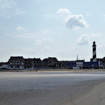 Phare de Petit-Fort-Philippe