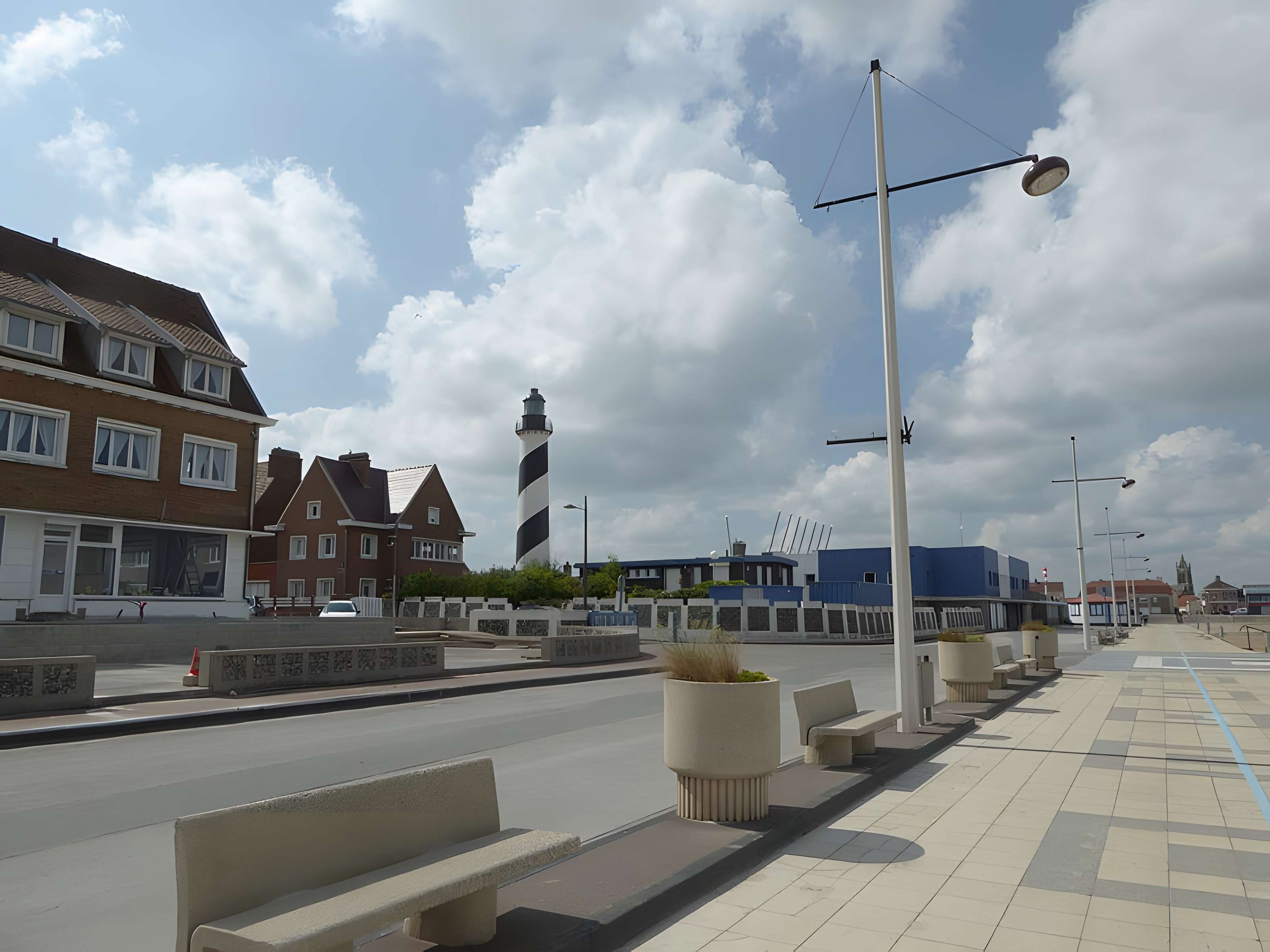 Phare de Petit-Fort-Philippe