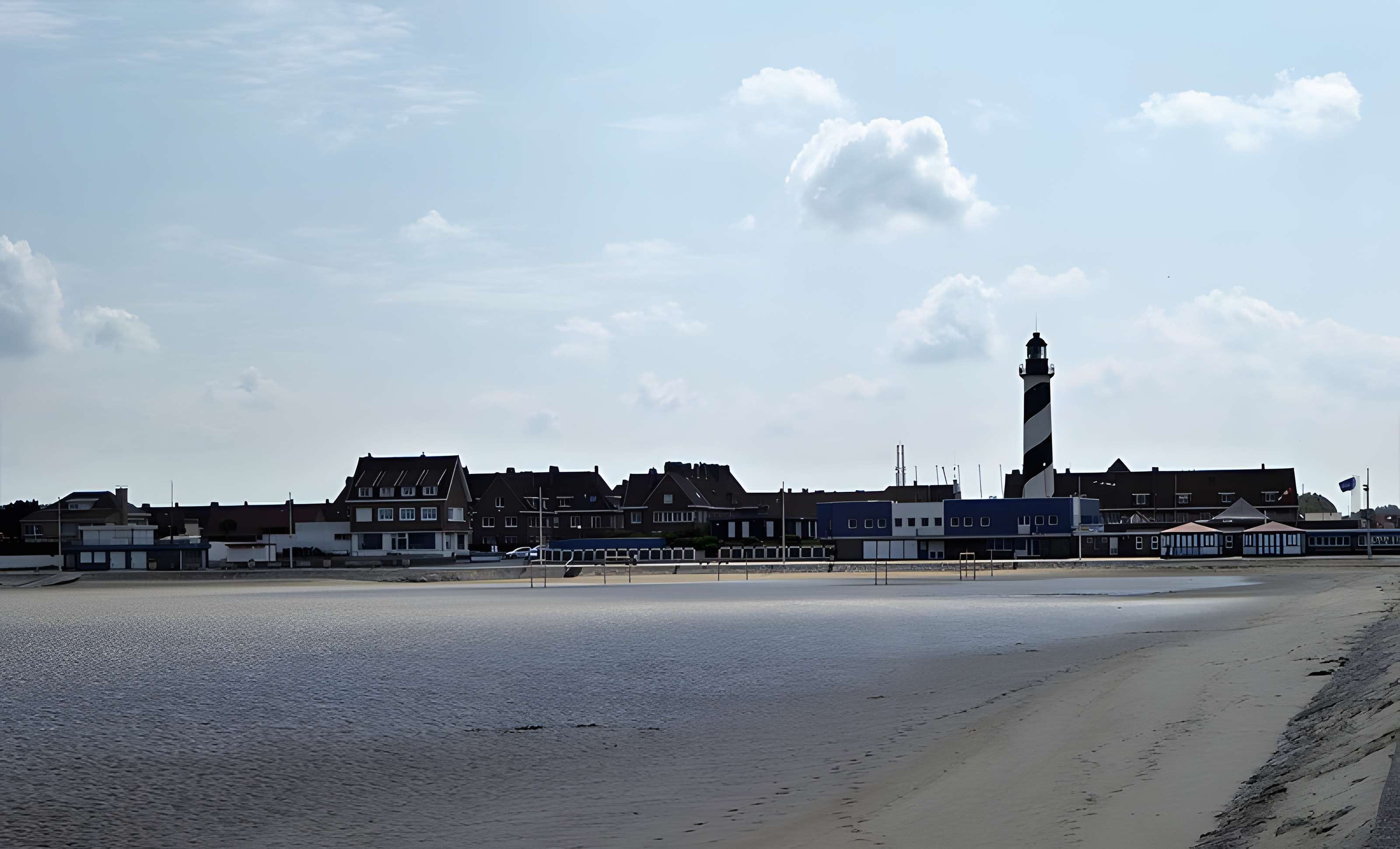 Phare de Petit-Fort-Philippe