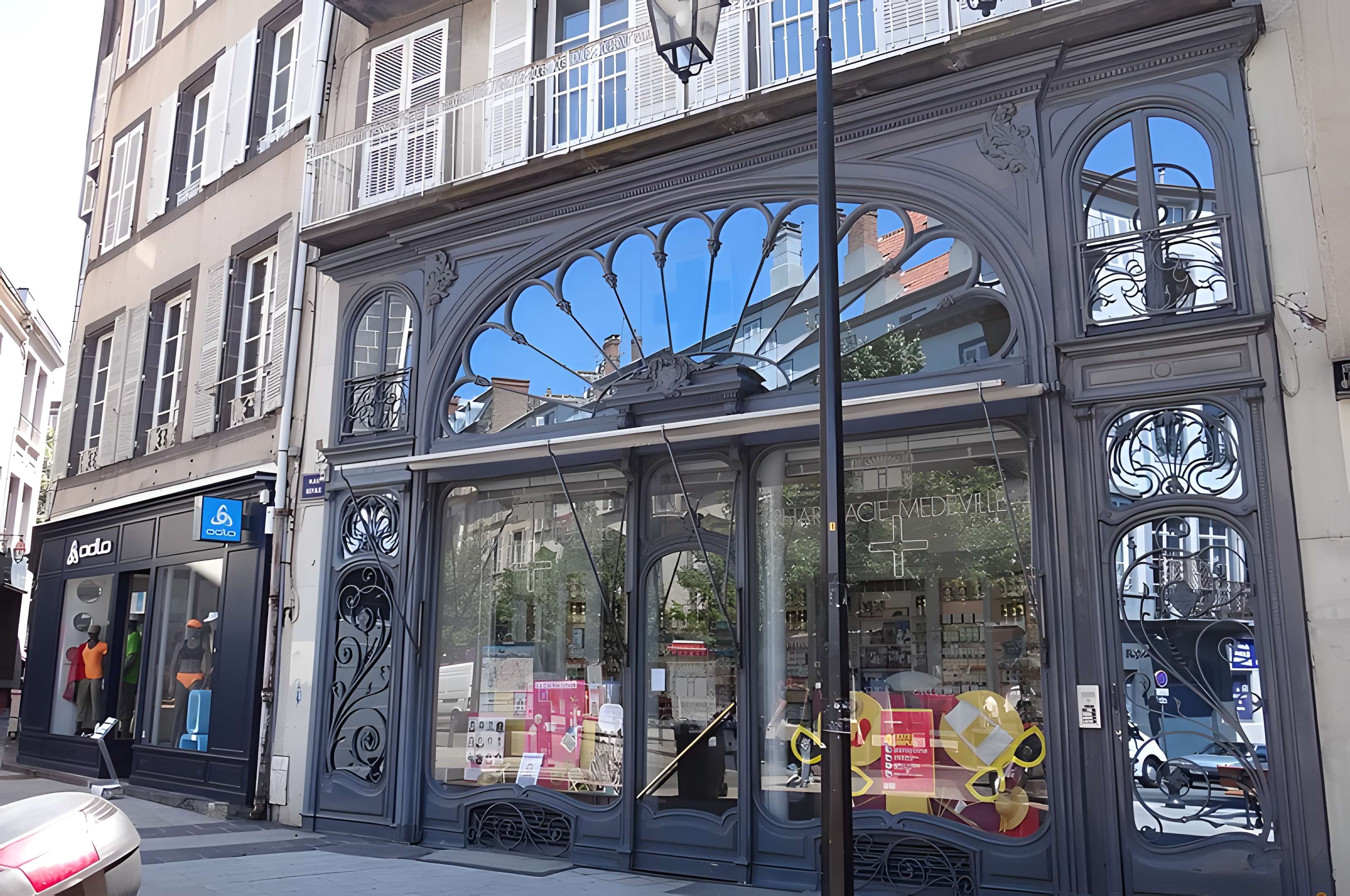 Pharmacie 1 Place Royale à Clermont-Ferrand