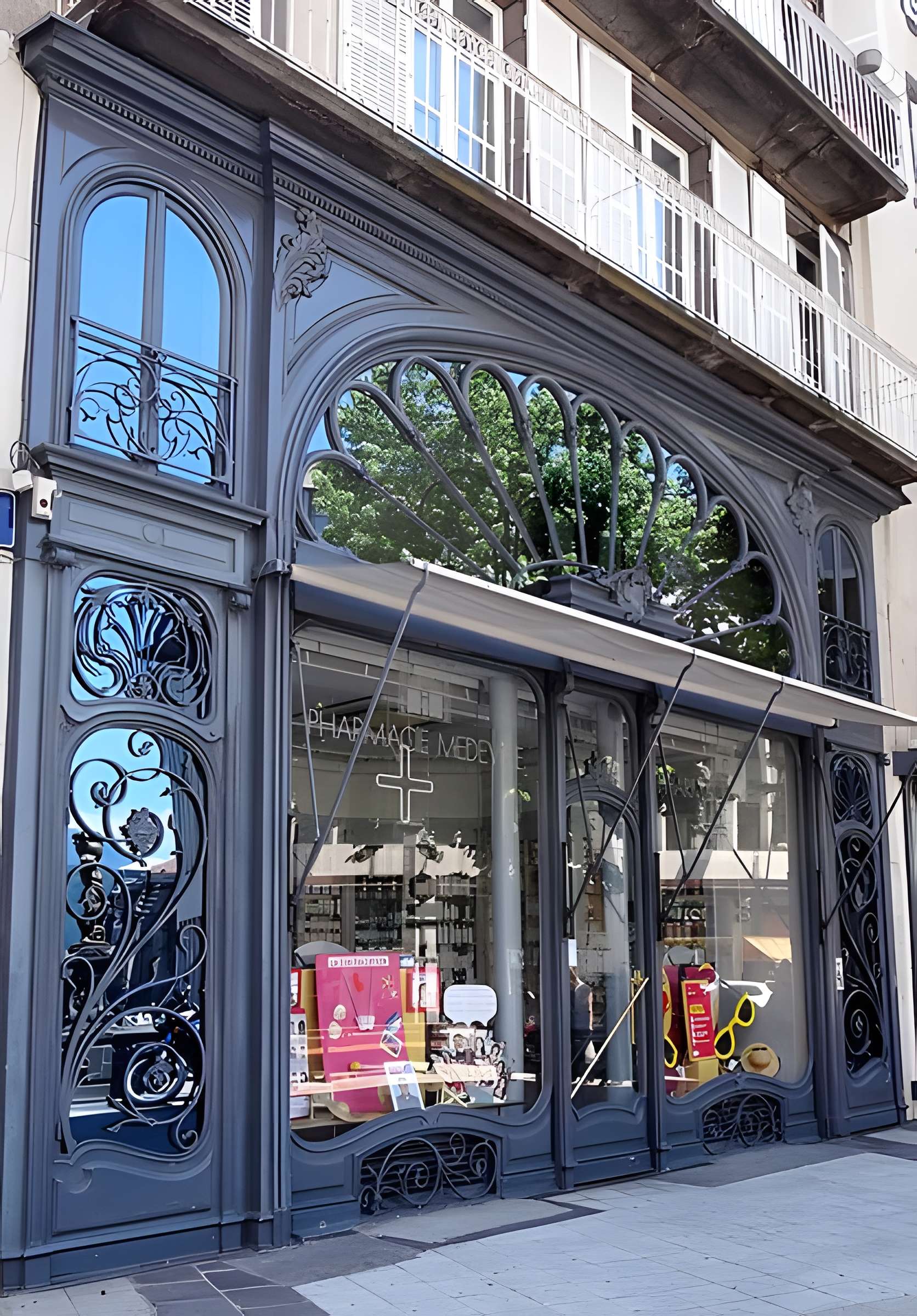 Pharmacie 1 Place Royale à Clermont-Ferrand