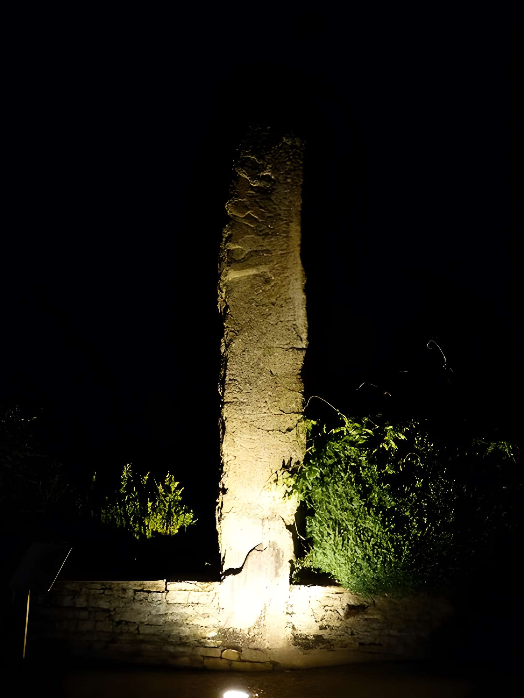 Pierre aux Fées de Saint-Micaud 