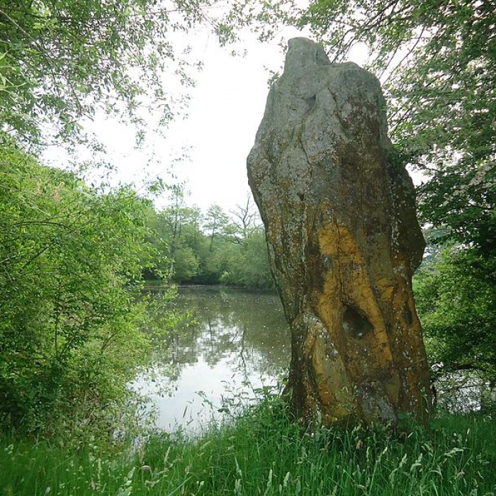 Photo de Pierre de la Joure de Saint-Ouen-dAttez