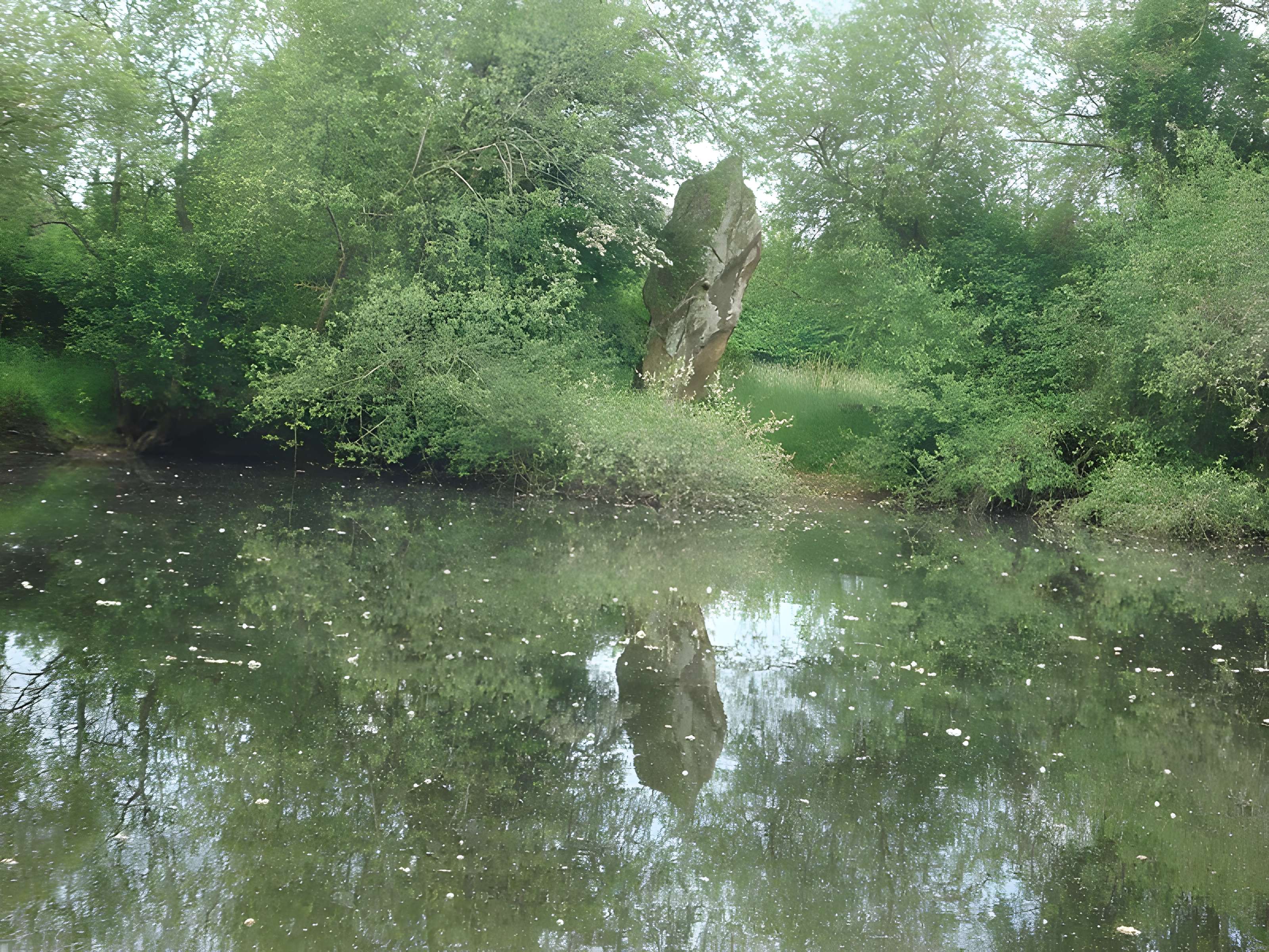 Pierre de la Joure de Saint-Ouen-d'Attez