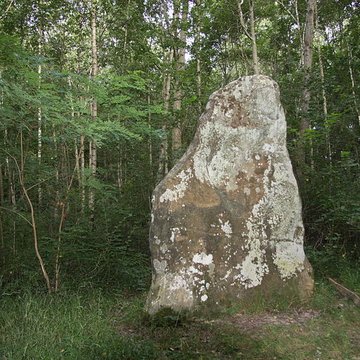 Menhir dit la Pierre-Fitte ou Pignon de Sainte-Aubierge