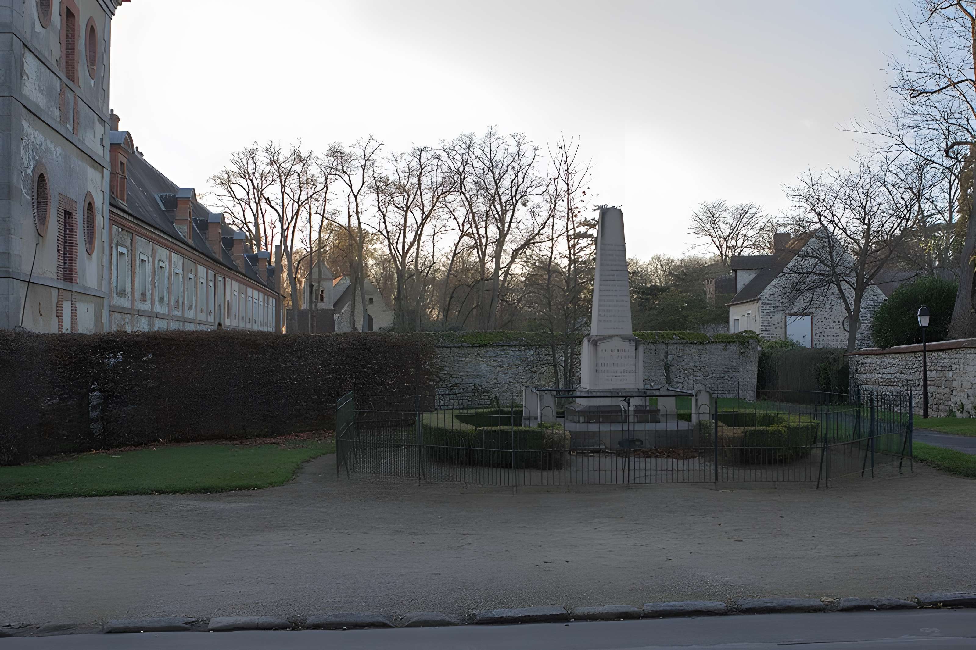 Château de Fleury-en-Bière