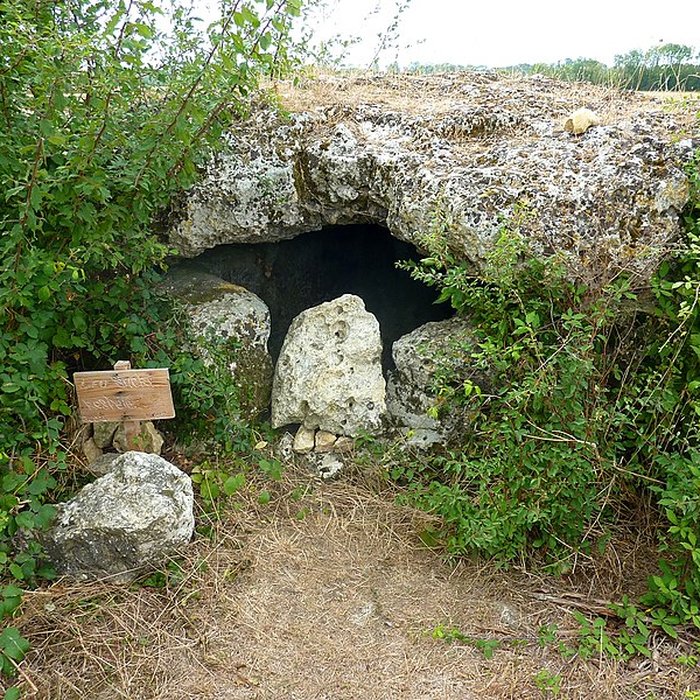 Photo de Pierres Closes de Charras de Saint-Laurent-de-la-Prée