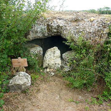 Pierres Closes de Charras de Saint-Laurent-de-la-Prée