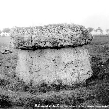 Pierres Closes de Charras de Saint-Laurent-de-la-Prée