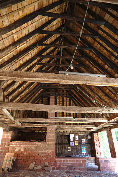 Place de la Halle de Collonges-la-Rouge