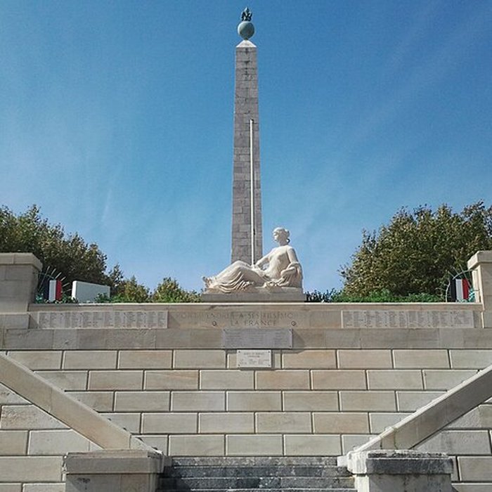 Photo de Place de lObélisque à Port-Vendres