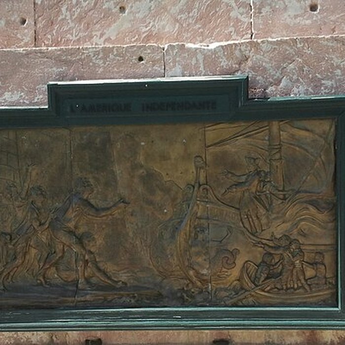 Photo de Place de lObélisque à Port-Vendres