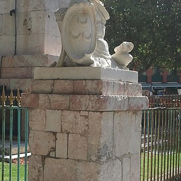 Photo de Place de lObélisque à Port-Vendres