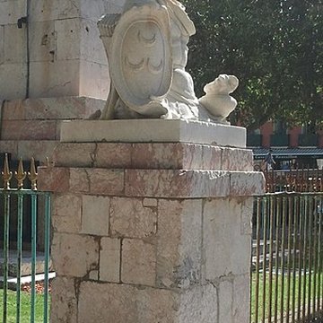 Place de lObélisque à Port-Vendres