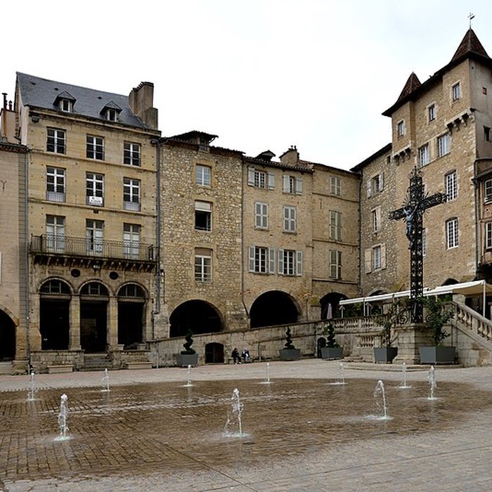 Photo de Place Notre-Dame de Villefranche-de-Rouergue