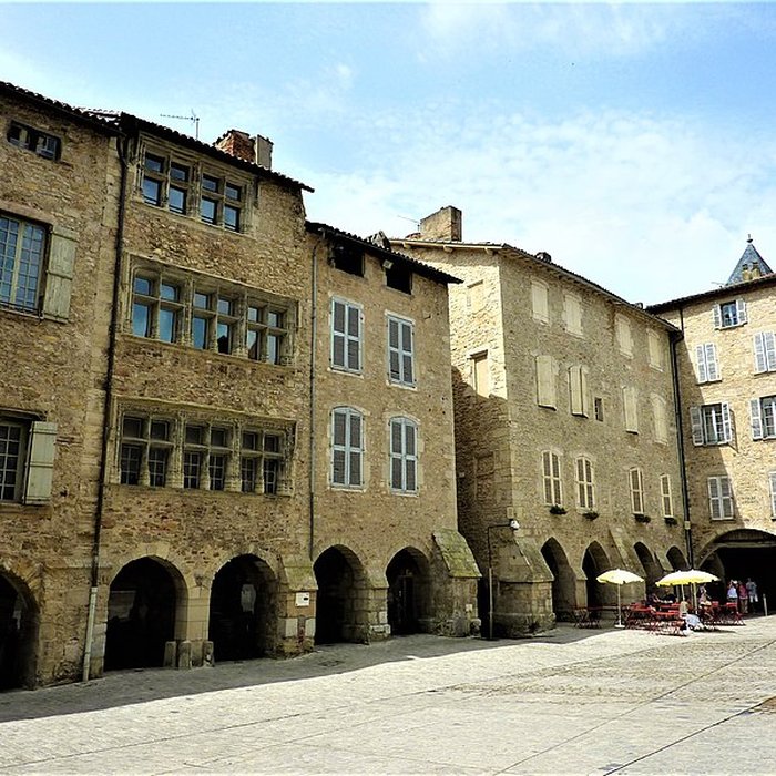 Photo de Place Notre-Dame de Villefranche-de-Rouergue