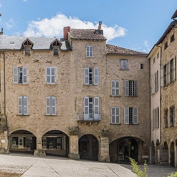 Place Notre-Dame de Villefranche-de-Rouergue