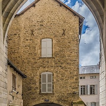Place Notre-Dame de Villefranche-de-Rouergue