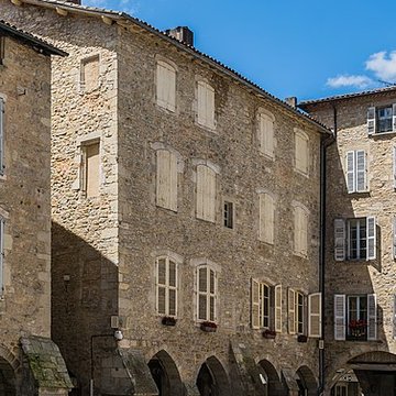 Place Notre-Dame de Villefranche-de-Rouergue